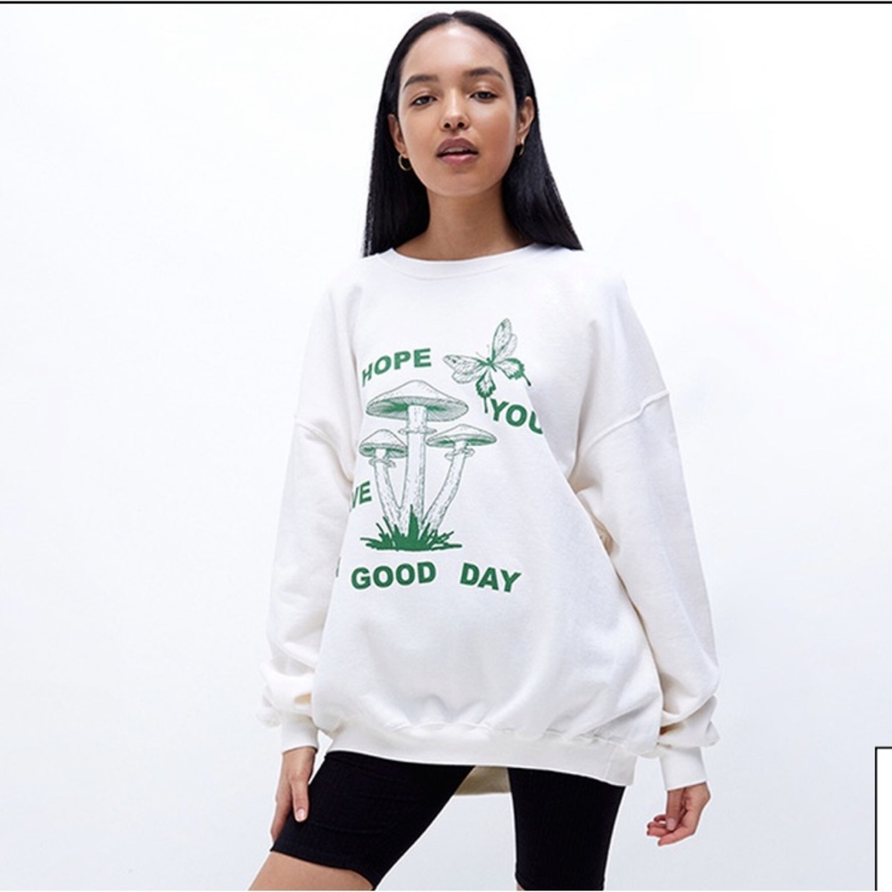 PacSun Oversized Sweater - Like New - One Size